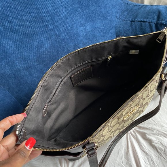 COACH Signature Leather Shoulder Bag/Tote - Picture 4 of 5